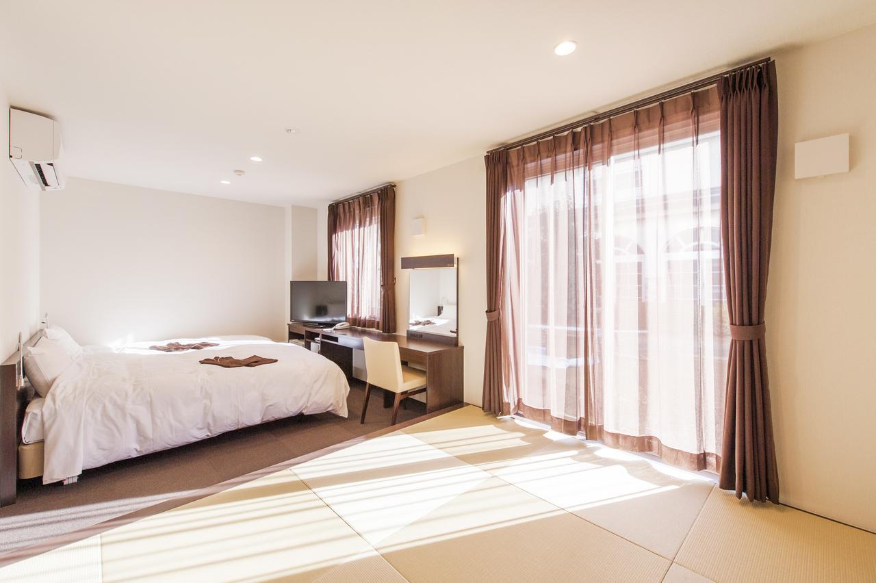 Hana Hotel Fukaya & Spa Exterior photo